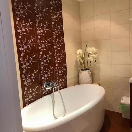 Jula Apartment